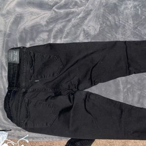 711 Levi’s. Black. 29